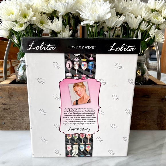 Lolita•NIB•Bride and Groom Wine Glass Set•Toasting Set•Hand Painted~Artisan Made - Picture 7 of 16